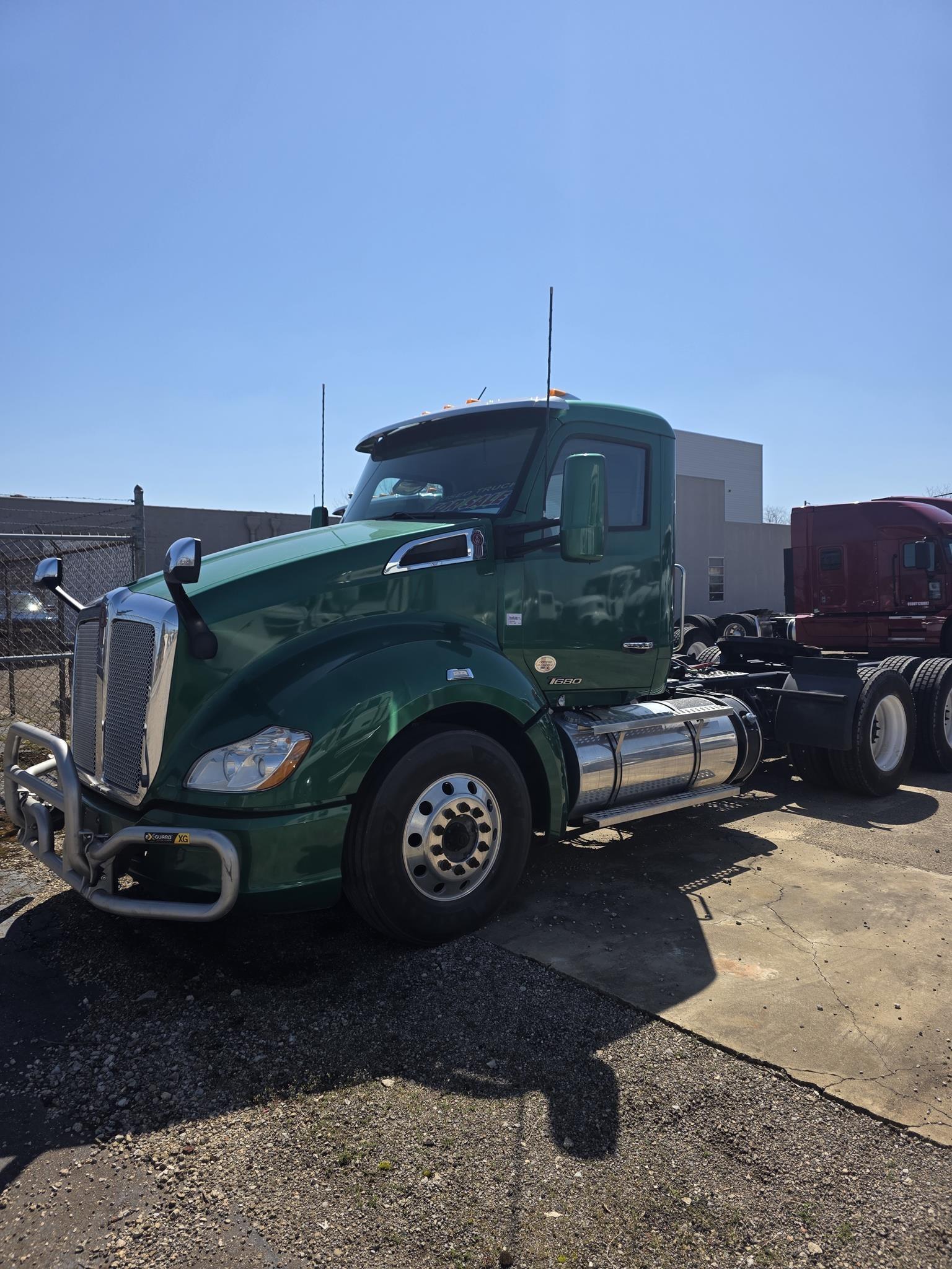 2019 Kenworth T680 — photo 4