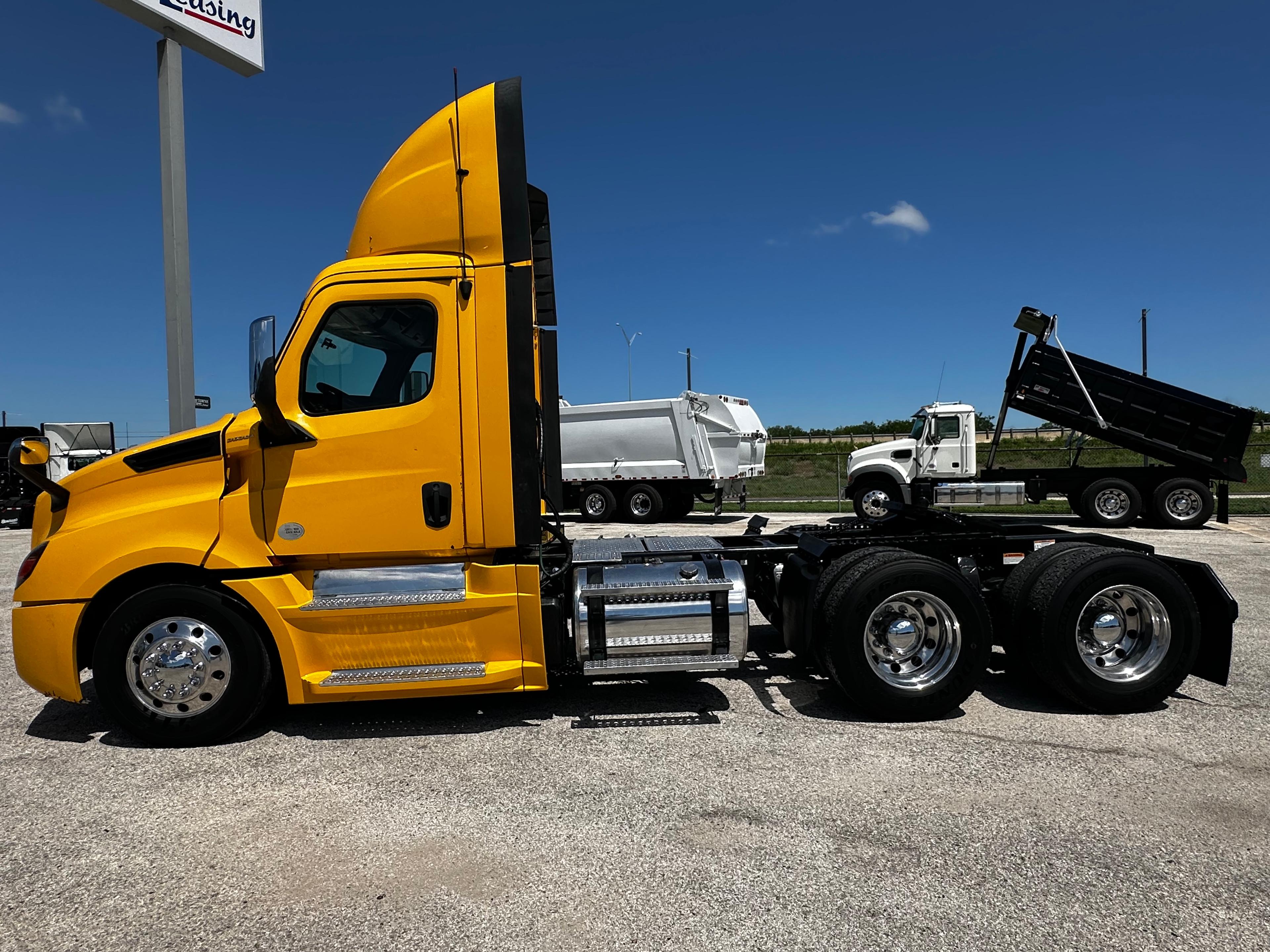 2019 Freightliner Cascadia in San Antonio, TX — photo 4