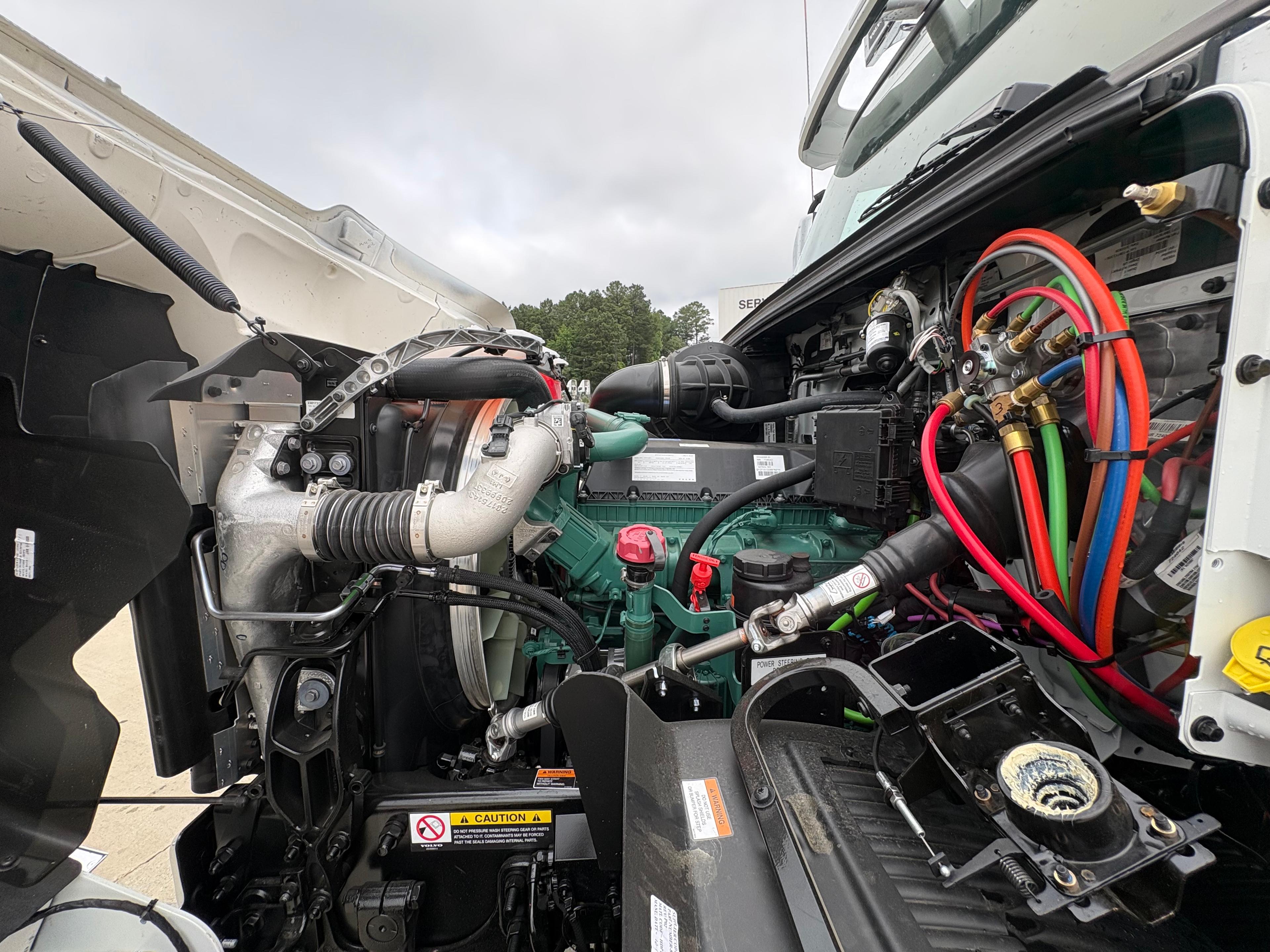 2027 Volvo in Shreveport, LA — photo 18