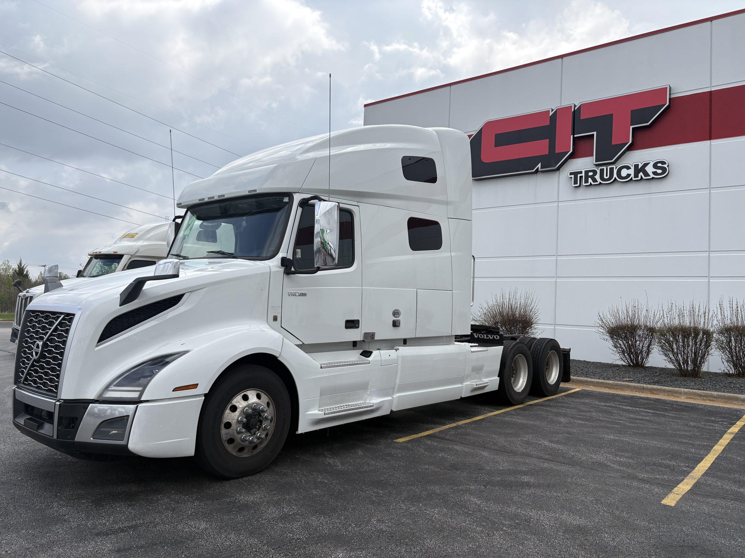 2022 Volvo VNL 760
