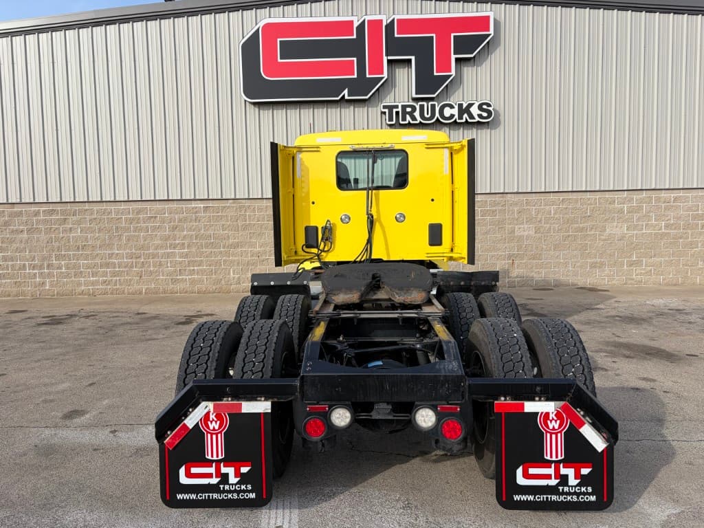 2021 Peterbilt 579 in Morton, IL — photo 5