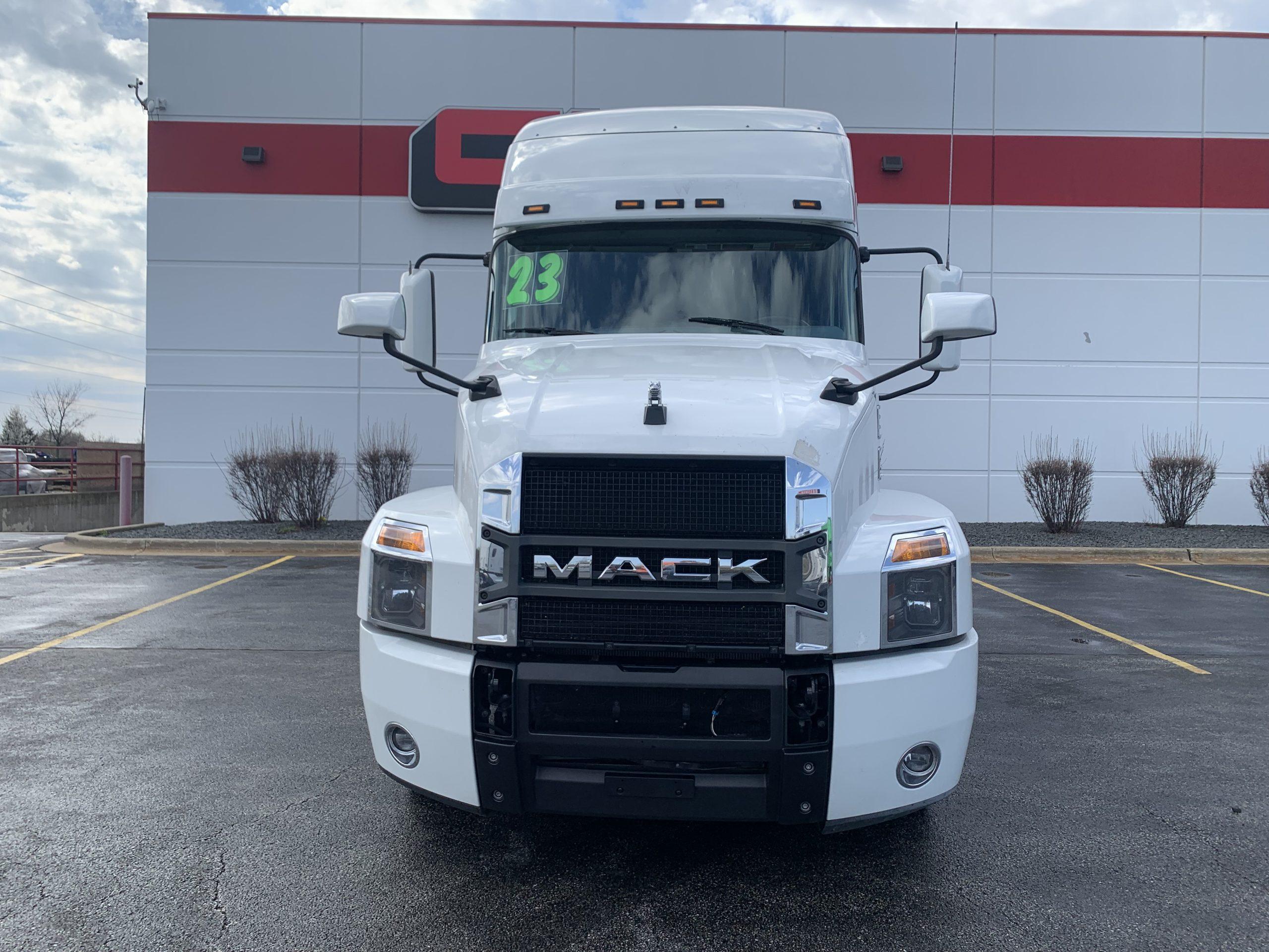2023 Mack Anthem in Mokena, IL — photo 2