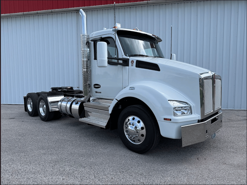 2027 Kenworth T880 in Fenton, MO — photo 6