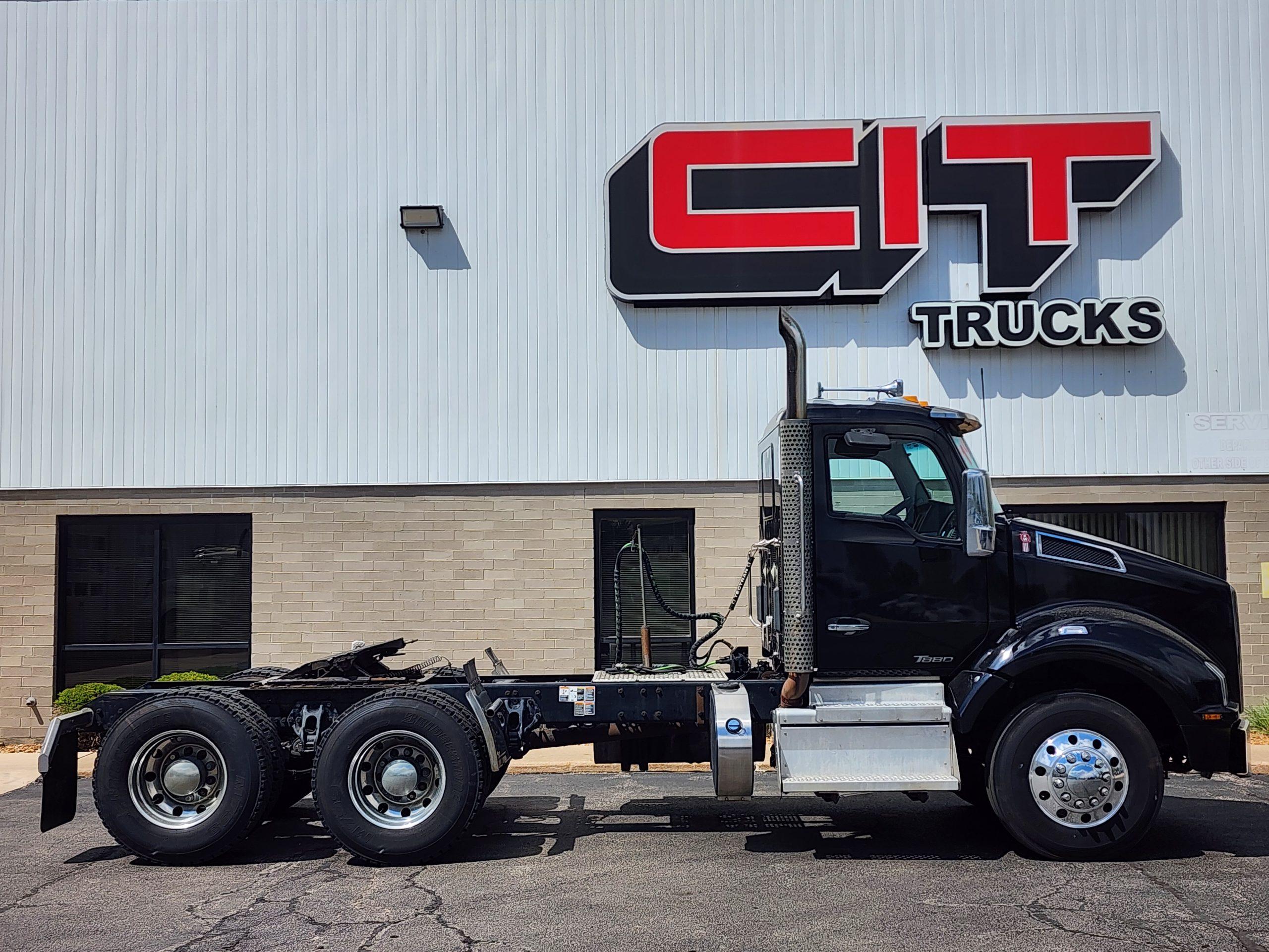 2019 Kenworth T880 in Rockford, IL — photo 4