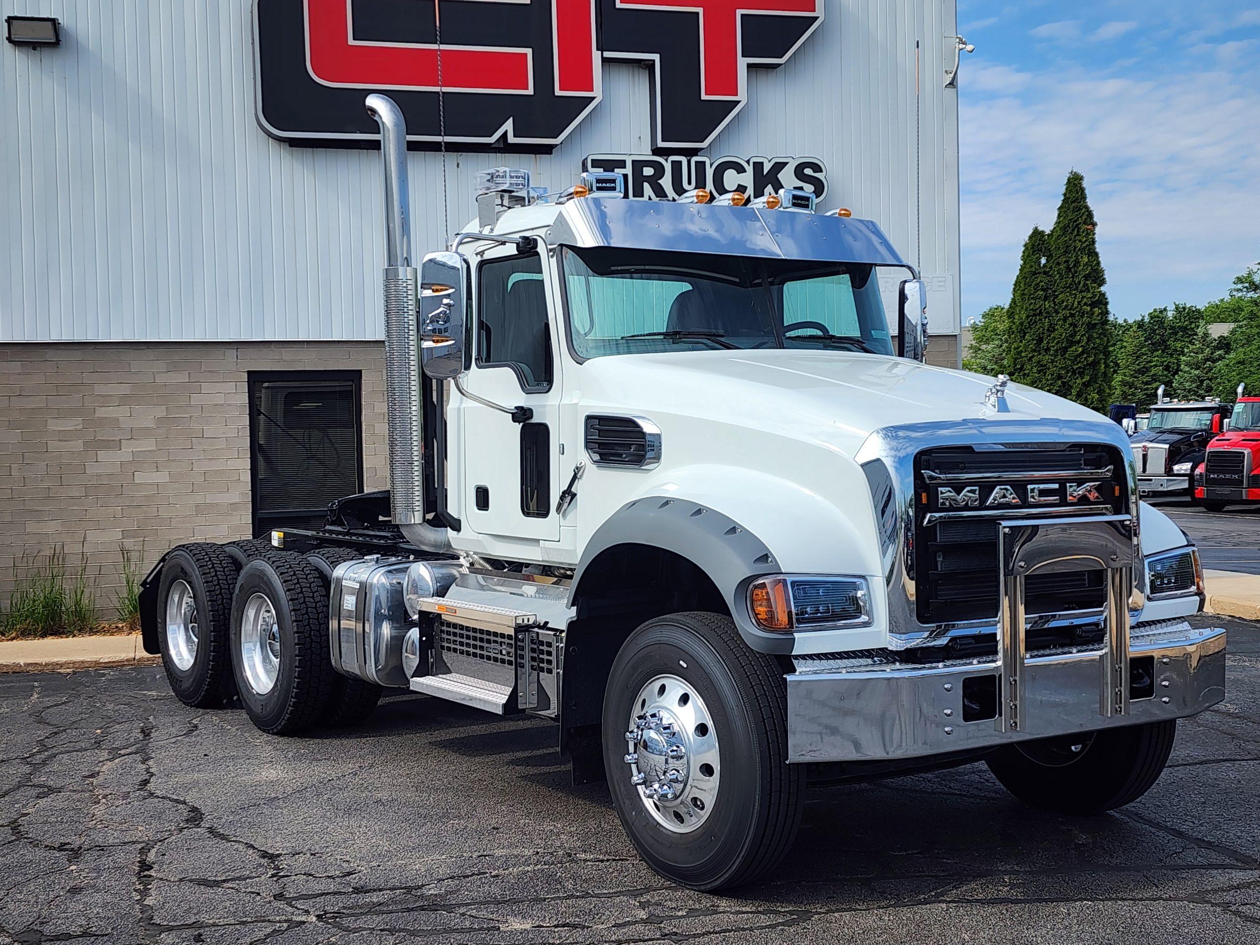 2027 Mack Granite in Rockford, IL — photo 3