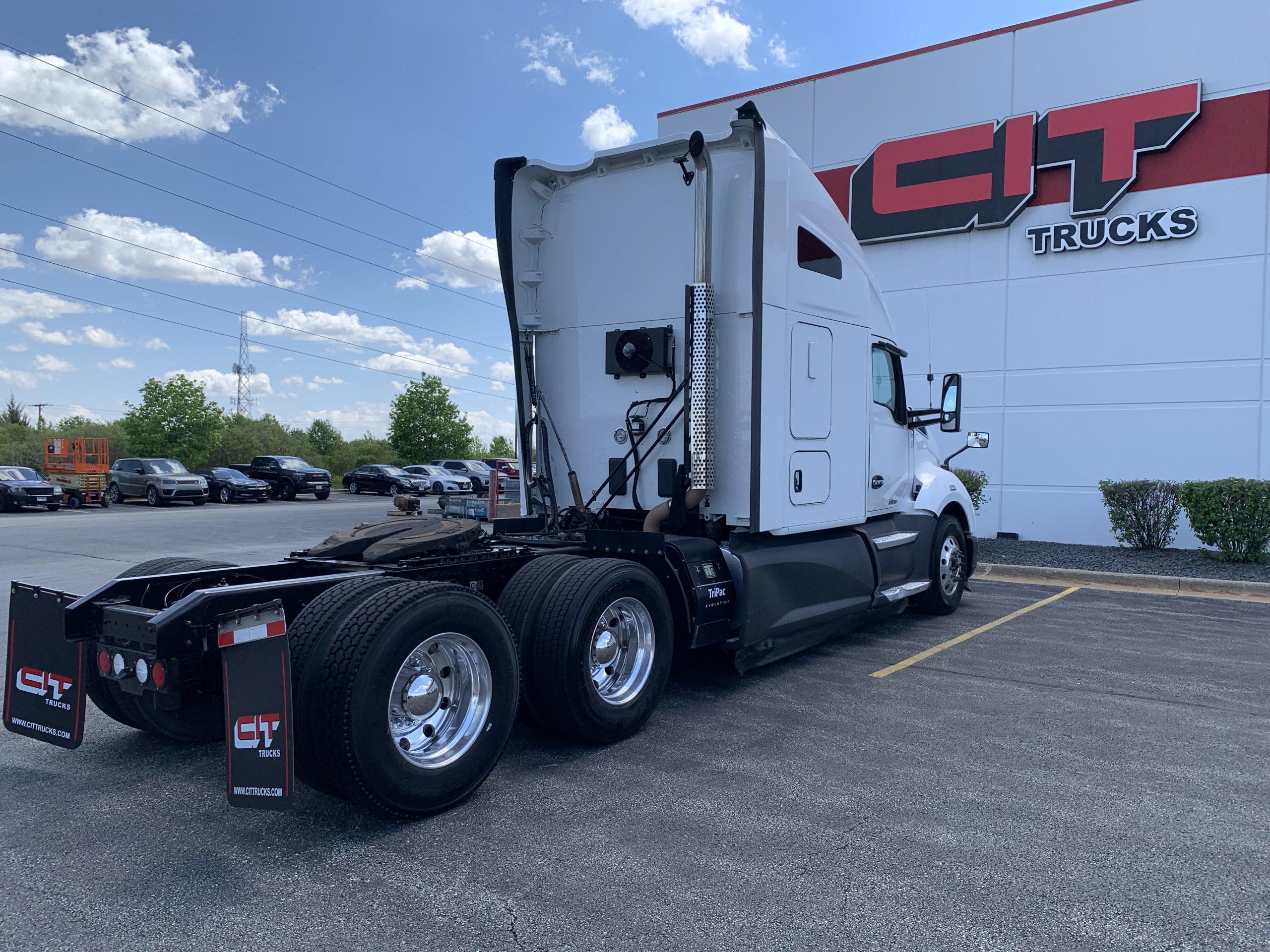 2022 Kenworth T680 in Mokena, IL — photo 5