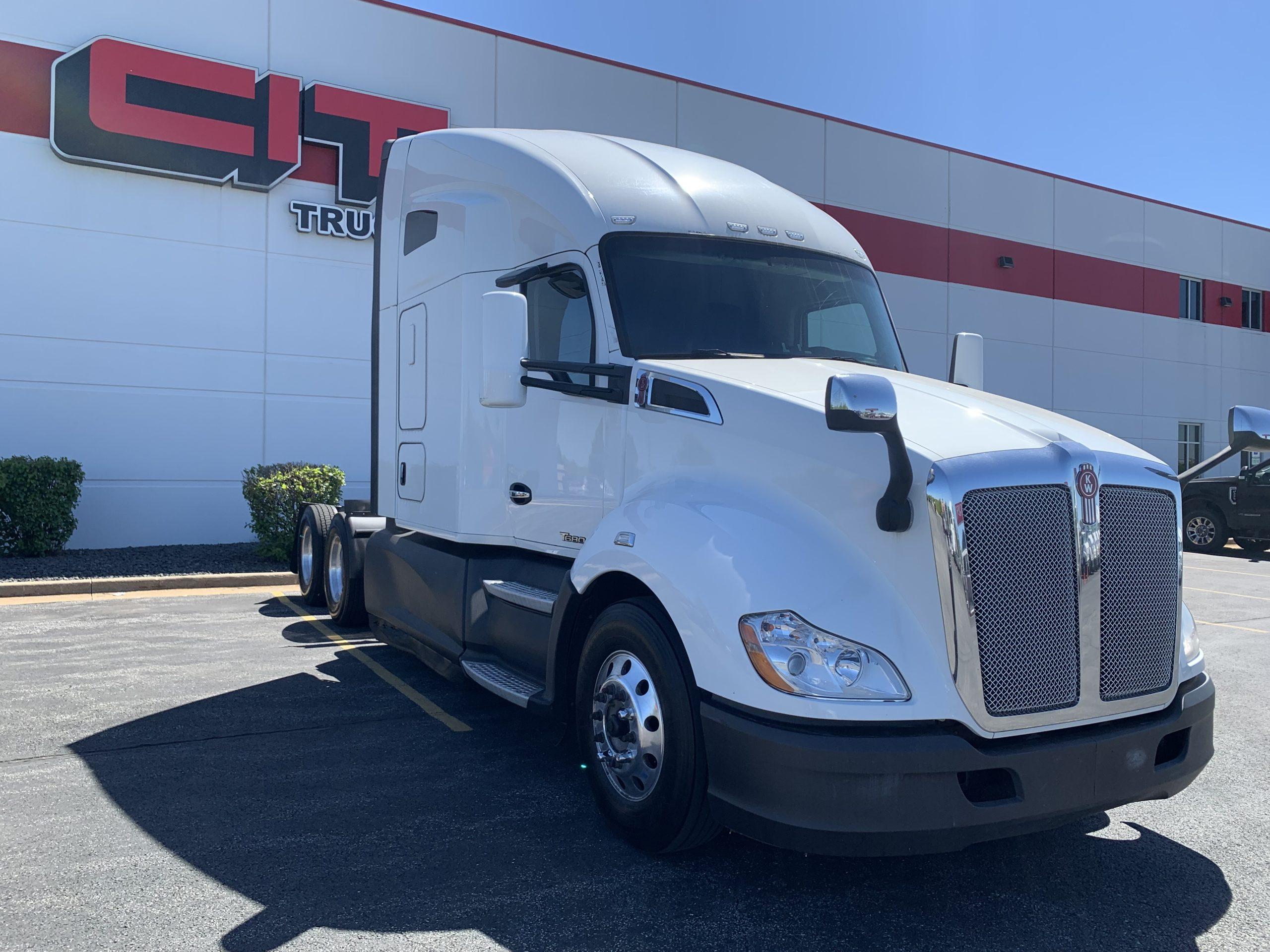 2022 Kenworth T680 in Mokena, IL — photo 3