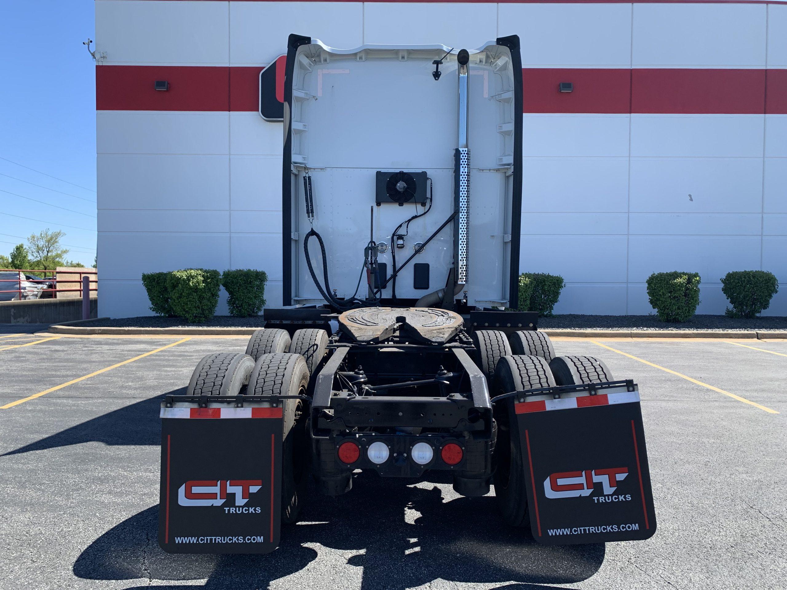 2022 Kenworth T680 in Mokena, IL — photo 6