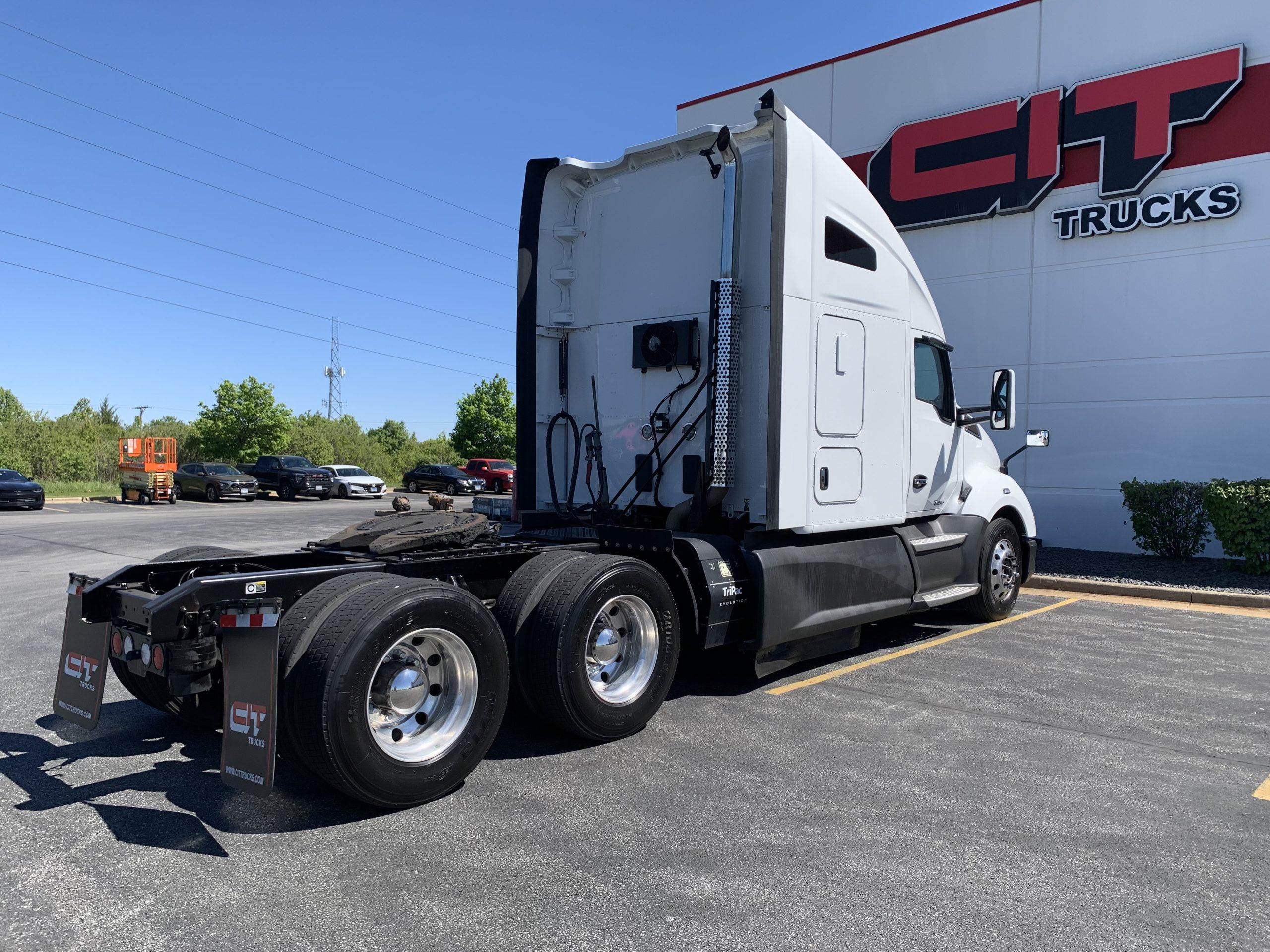 2022 Kenworth T680 in Mokena, IL — photo 5