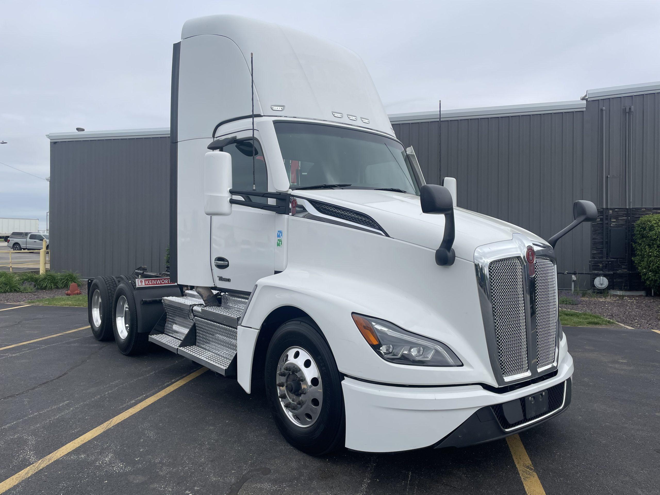 2023 Kenworth T680 — photo 5