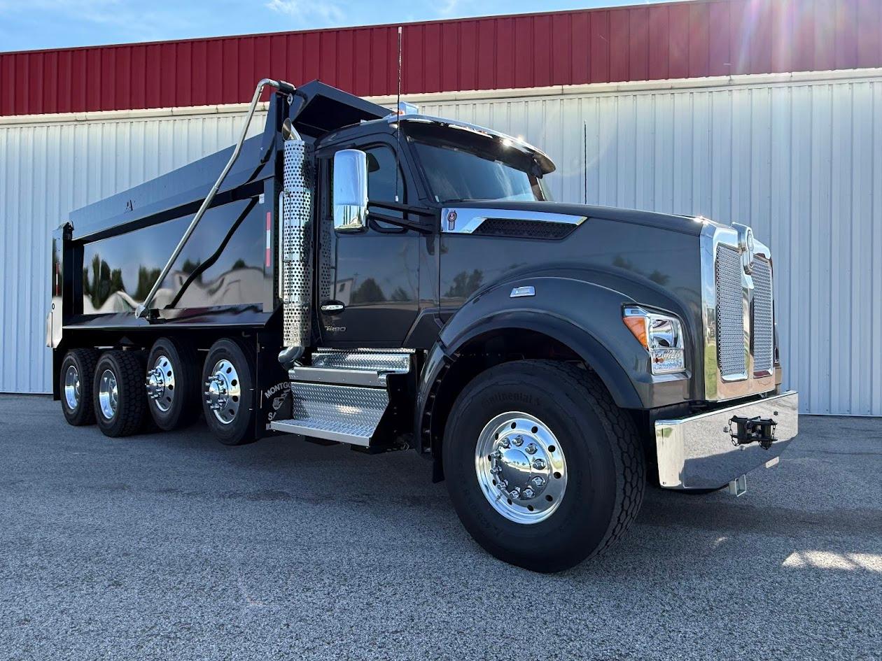 2027 Kenworth T880 in Fenton, MO — photo 3