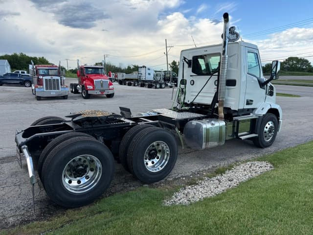 2027 Mack Anthem in Grayslake, IL — photo 5