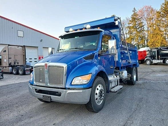 2025 Kenworth T380