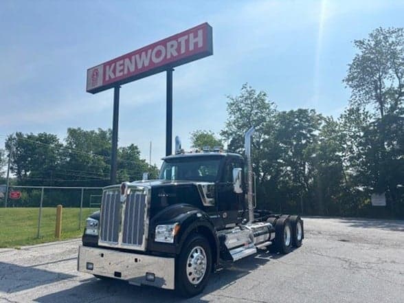 2026 Kenworth W990