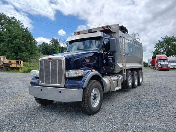 2020 Peterbilt 567