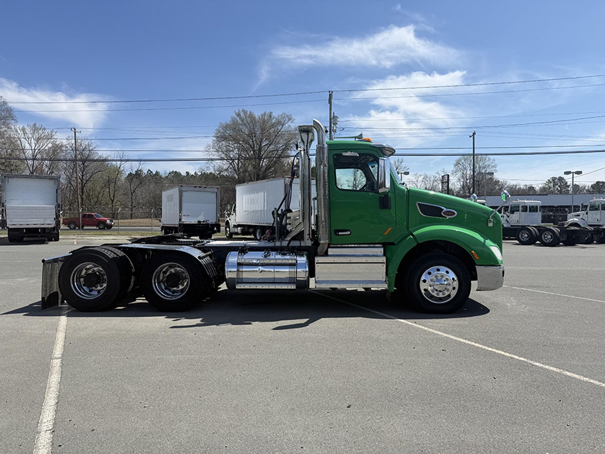 2019 Peterbilt 579 — photo 3