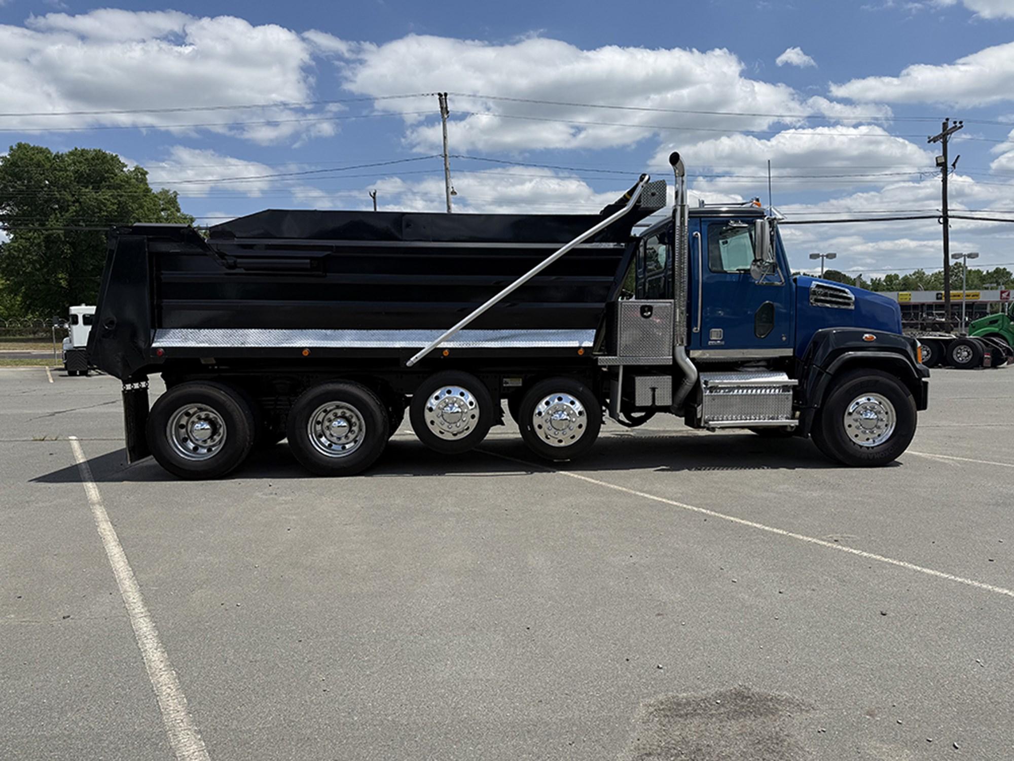 2020 Western Star 4700 — photo 3