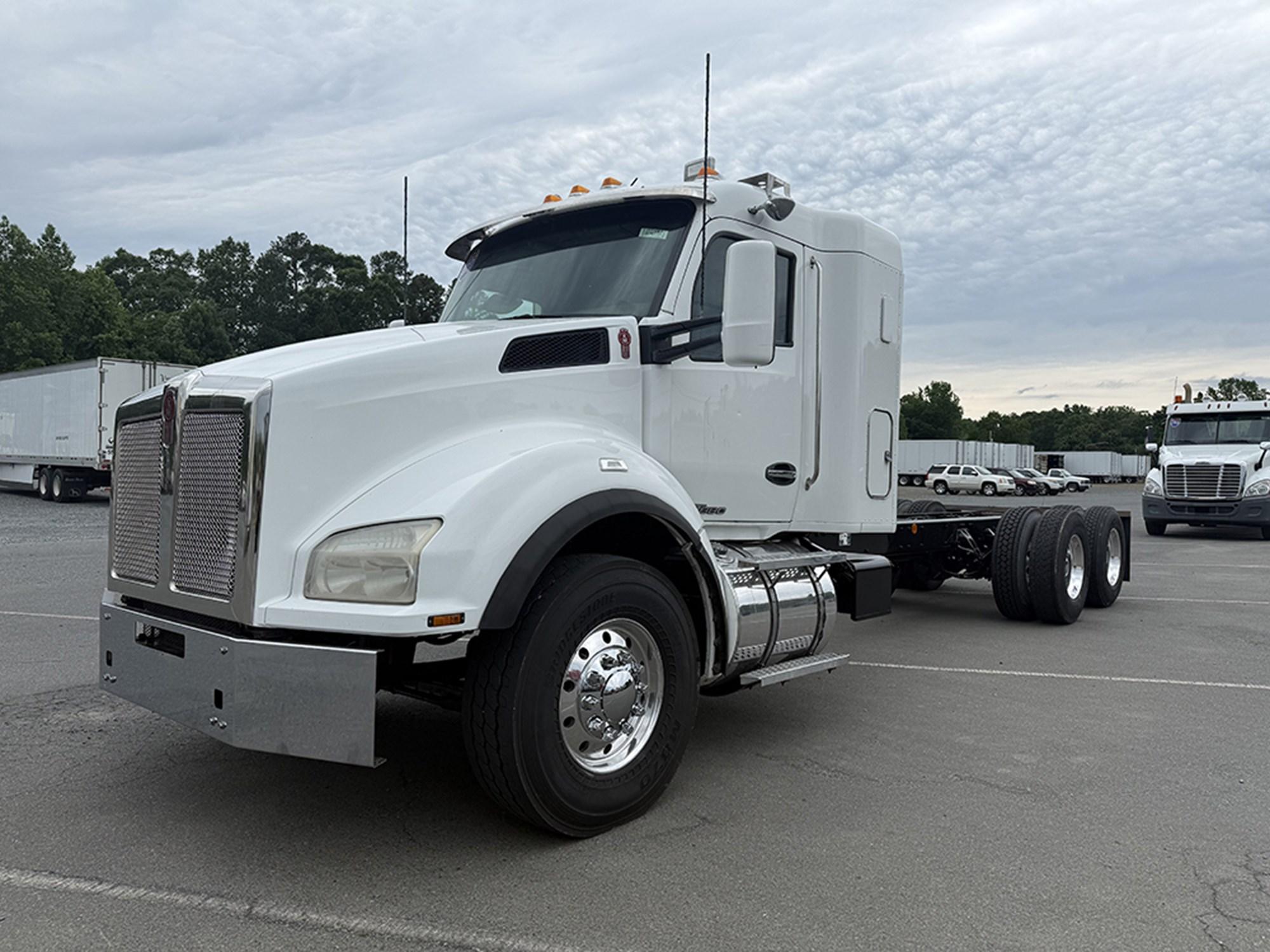 2017 Kenworth T880