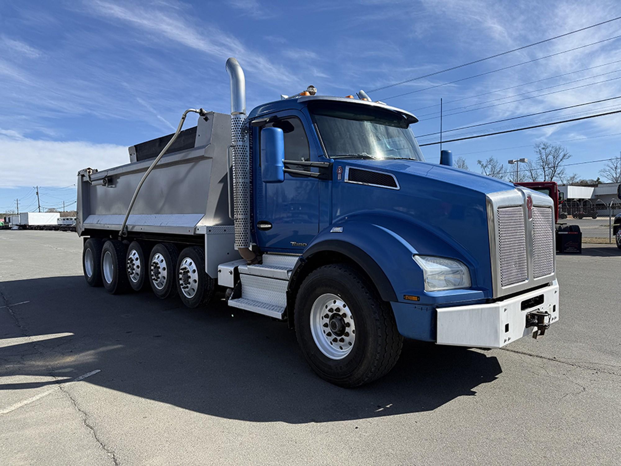 2018 Kenworth T880 in Roanoke, VA — photo 2