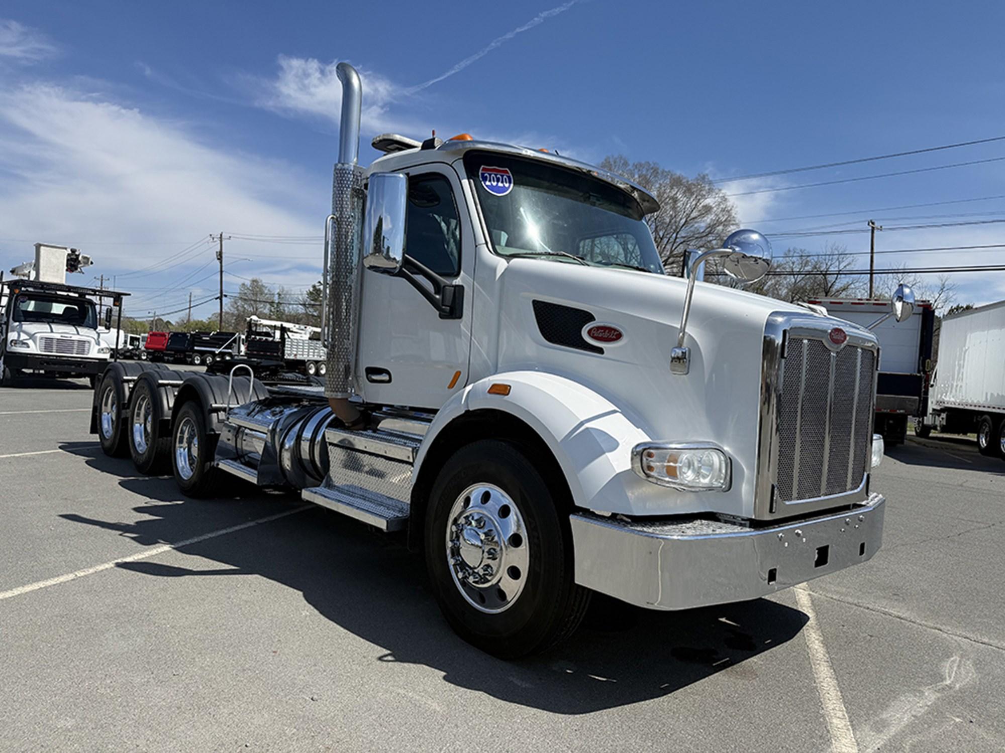 2020 Peterbilt 567 — photo 2