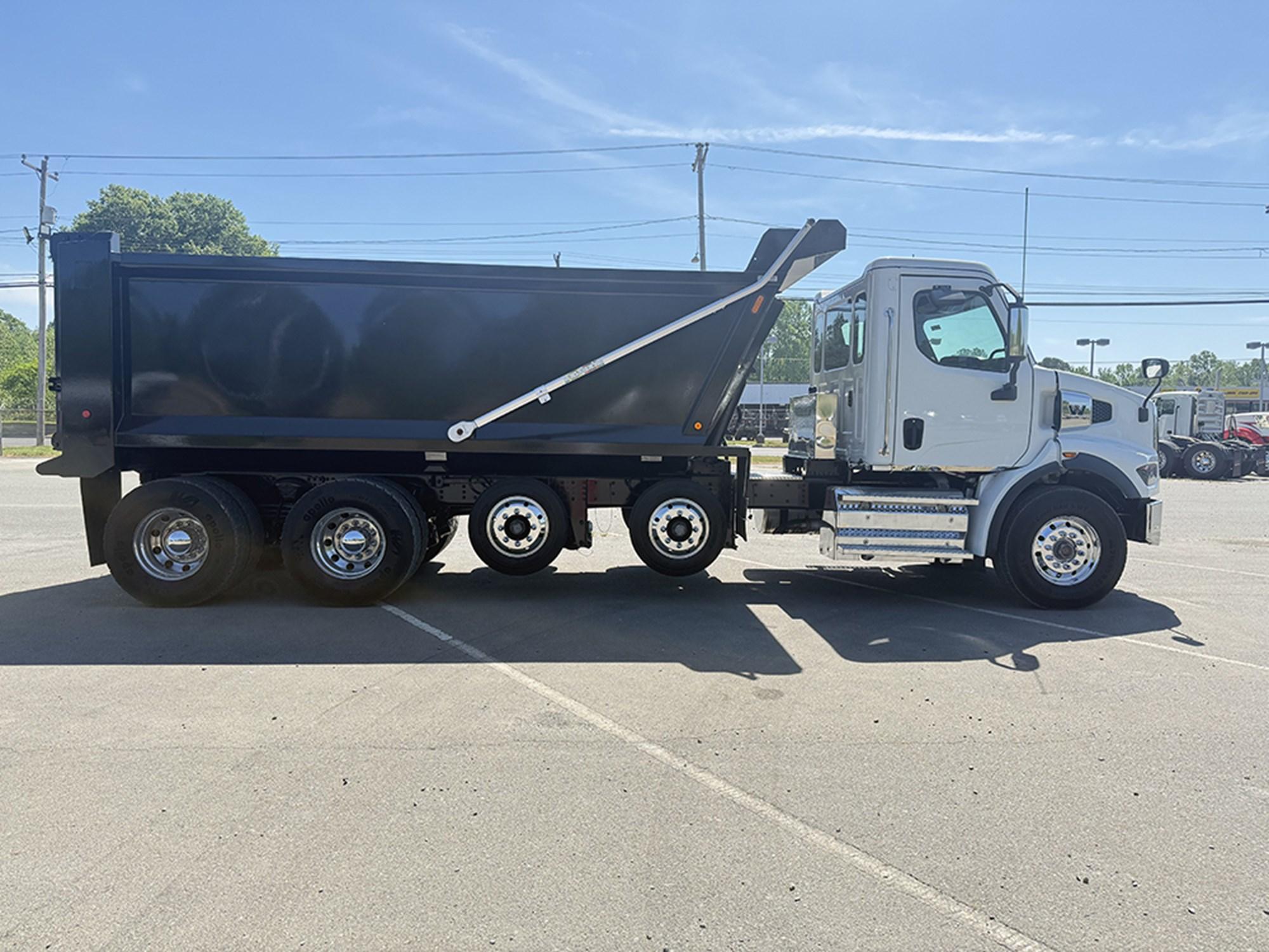2025 Western Star 47X — photo 3