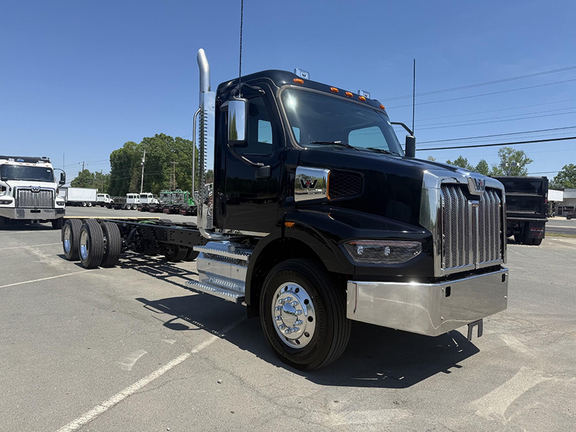 2026 Western Star 47X — photo 2