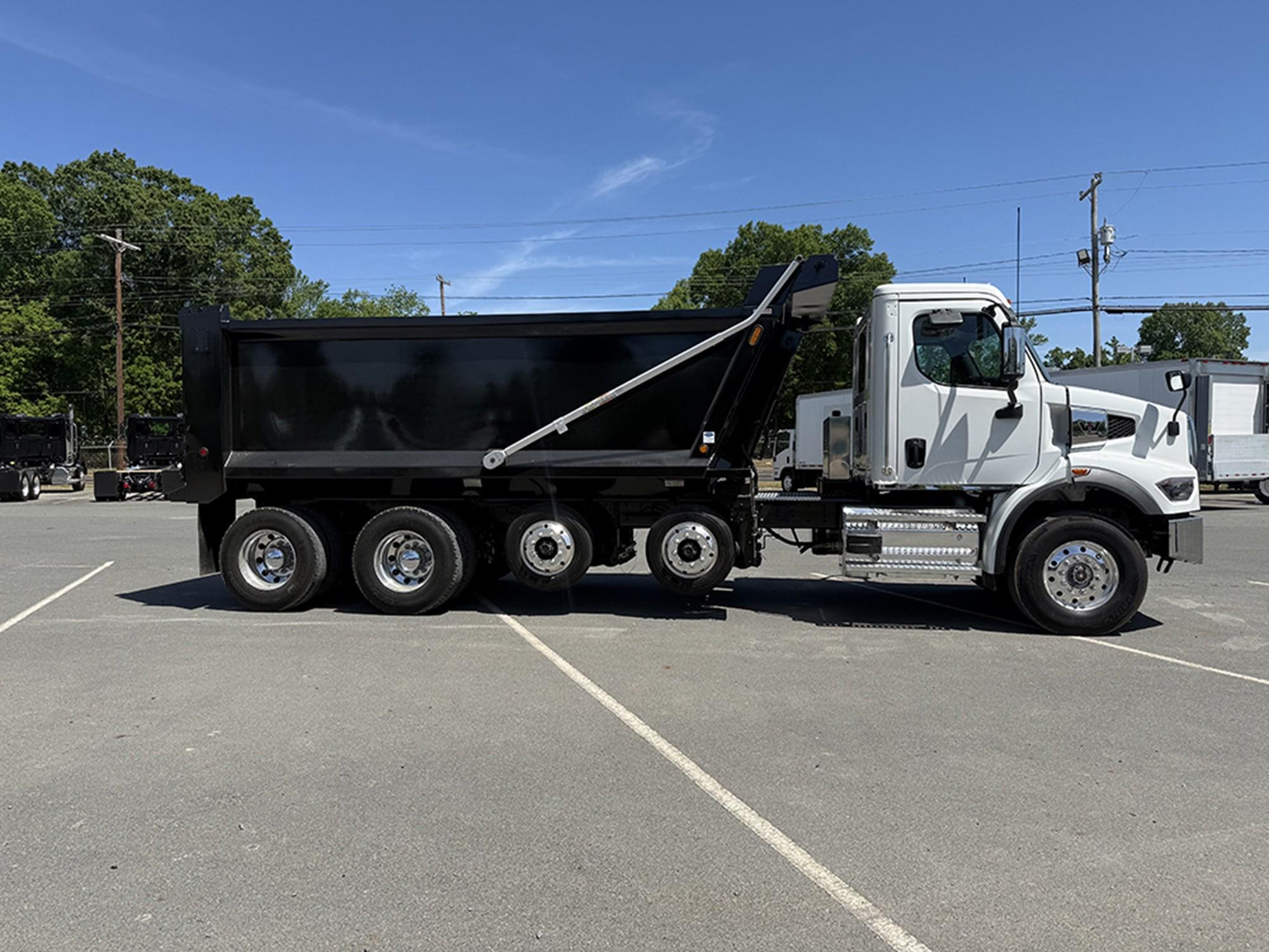 2024 Western Star 47X — photo 3