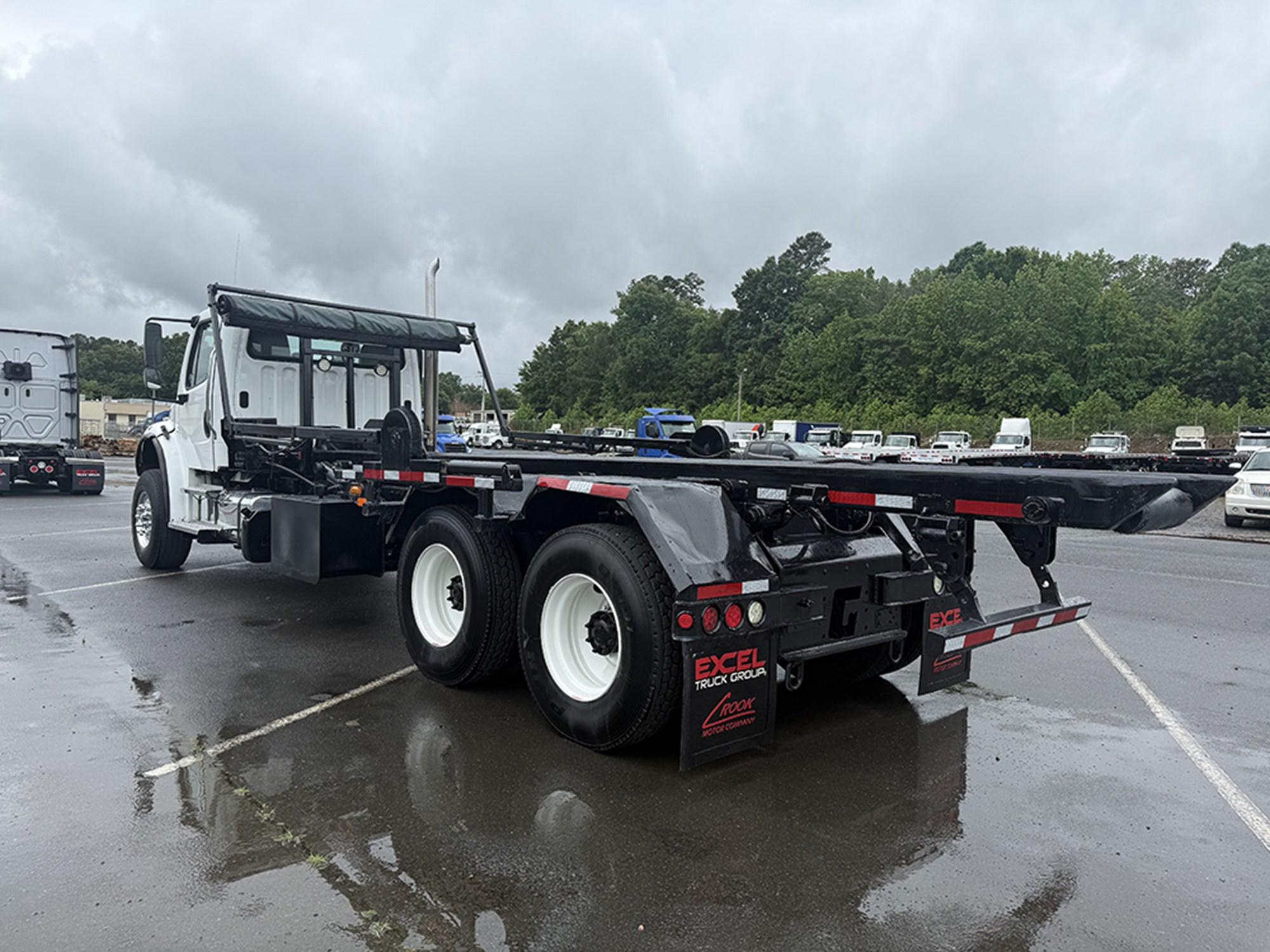 2018 Freightliner eM2 — photo 6
