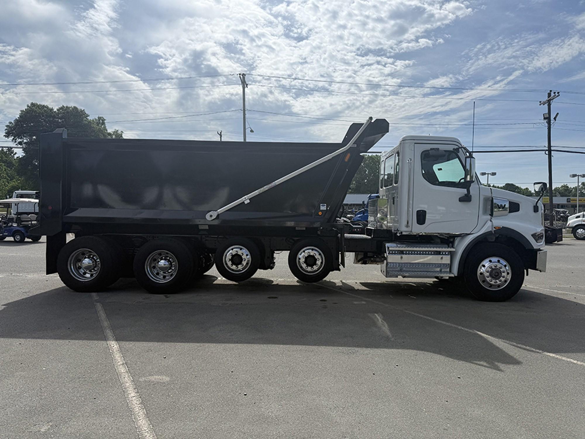2025 Western Star 47X — photo 3