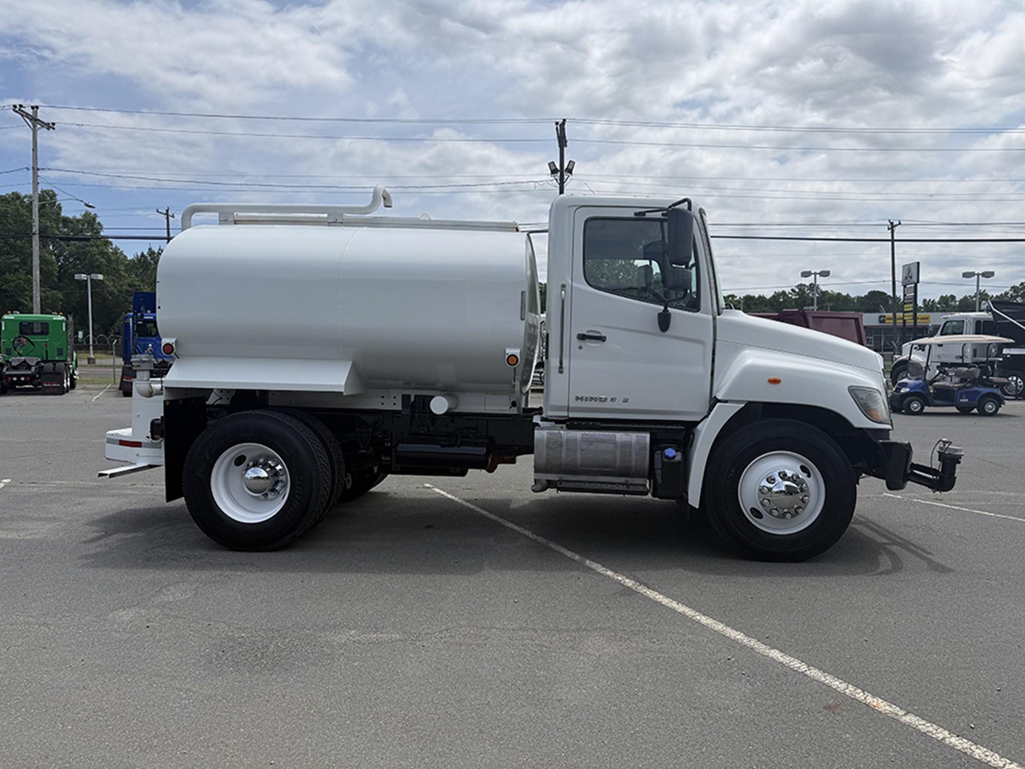 2019 Hino — photo 3