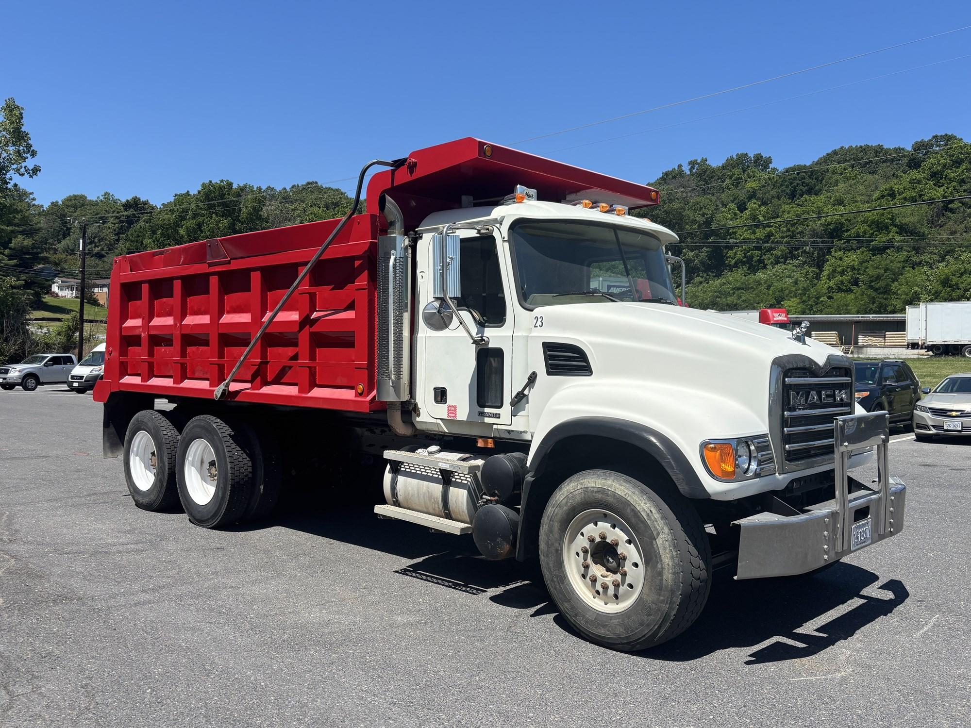 2007 Mack Granite — photo 2