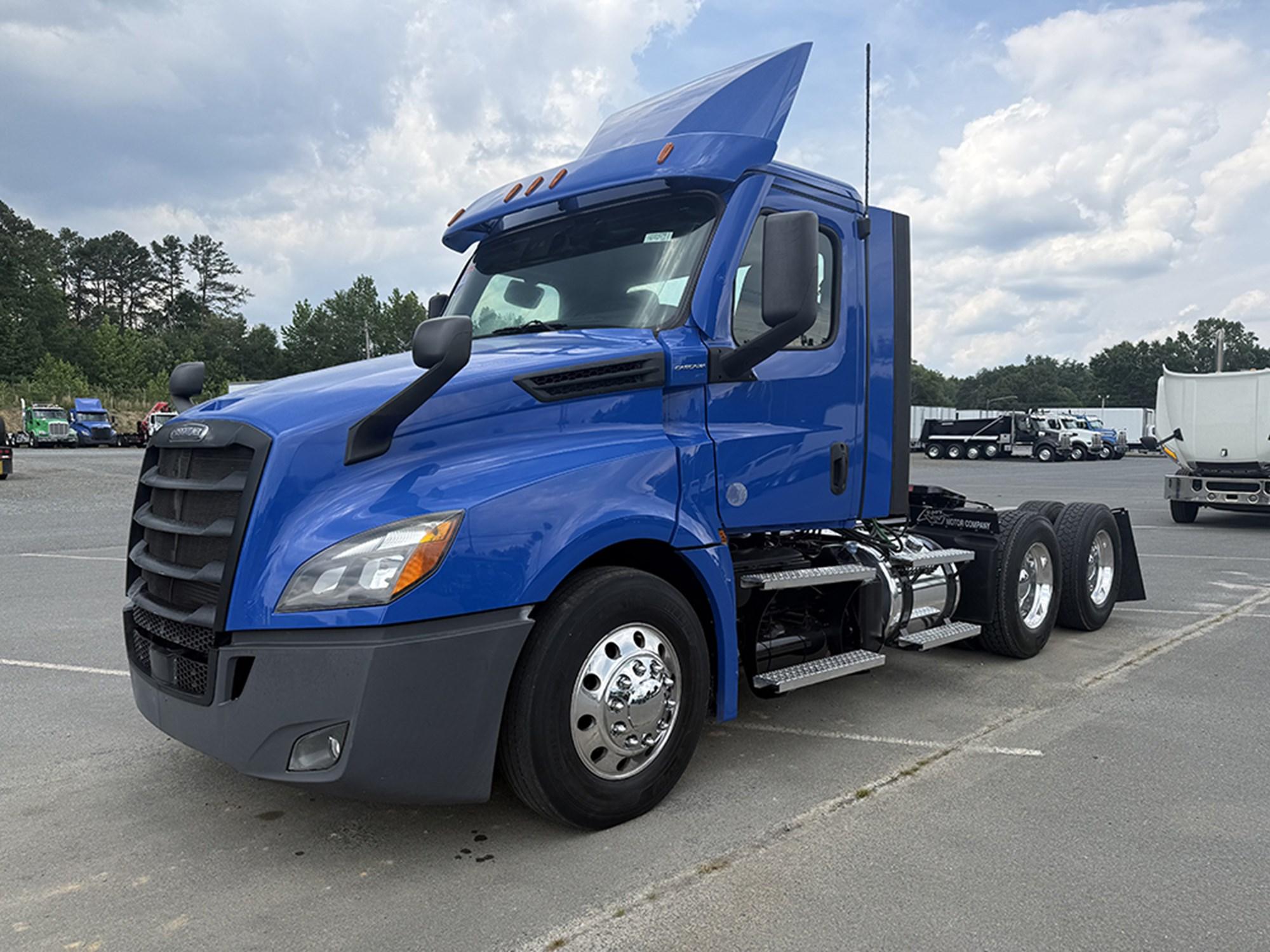 2020 Freightliner Cascadia