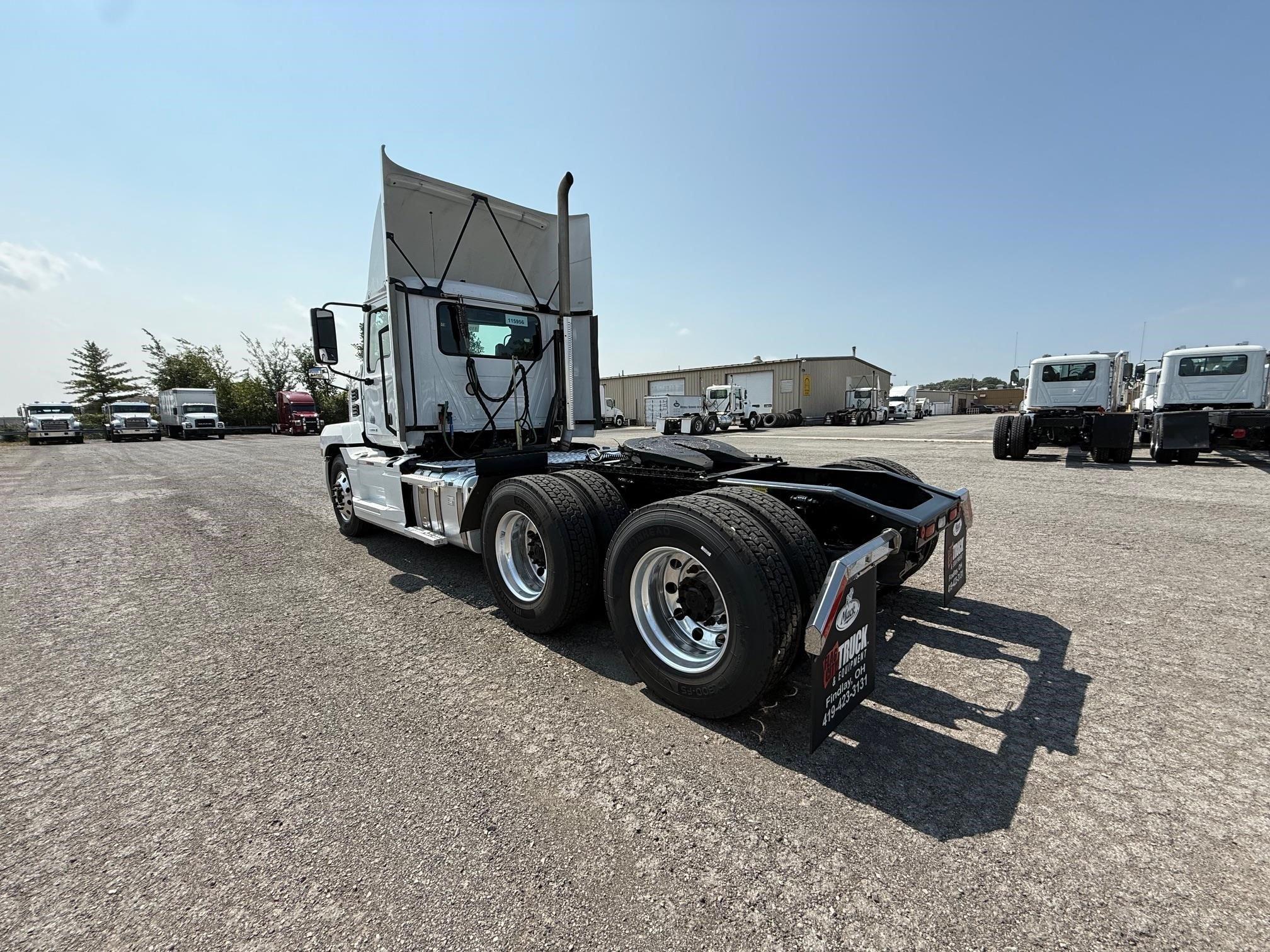 2020 Mack Anthem in Findlay, OH — photo 4