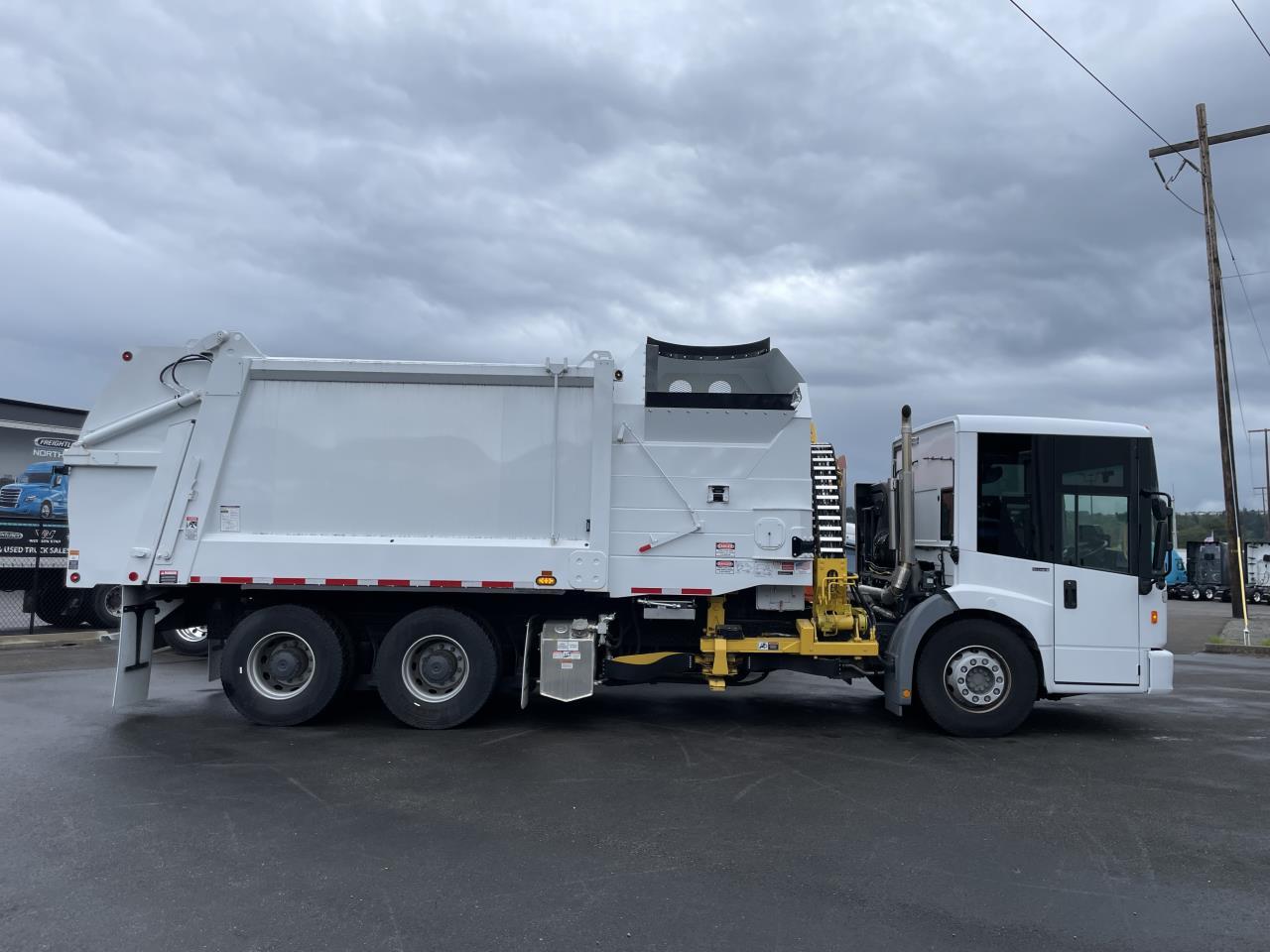2022 Freightliner in Coburg, OR — photo 7
