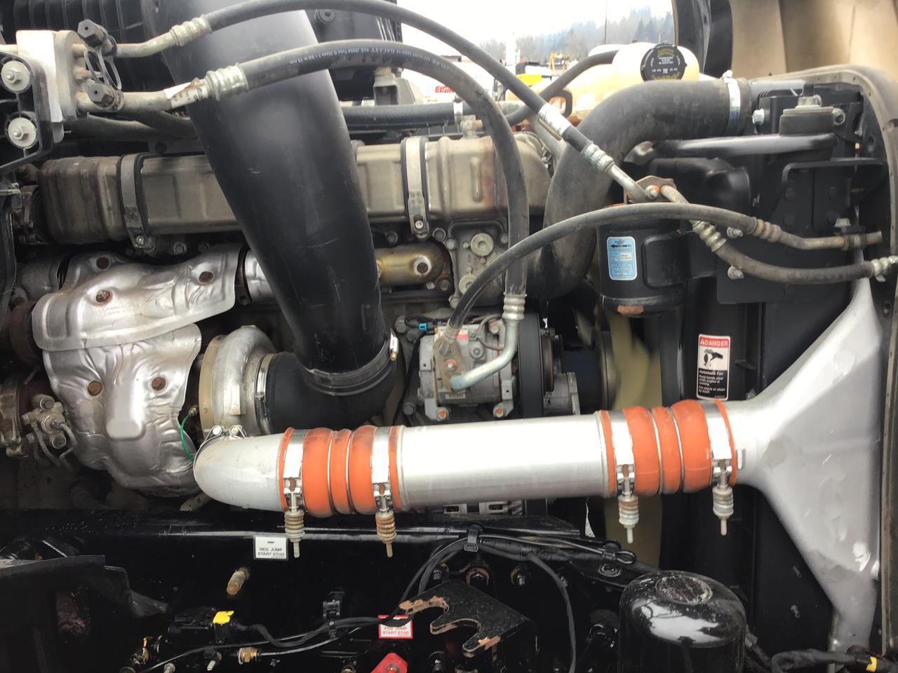 2019 Freightliner Cascadia in Spokane, WA — photo 12