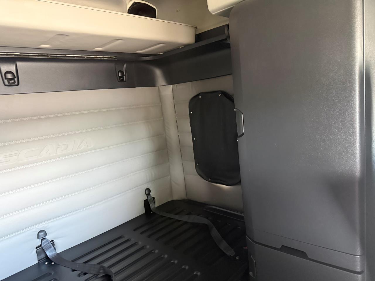 2021 Freightliner Cascadia in Nampa, ID — photo 8
