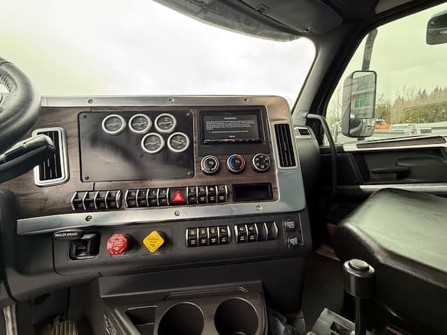 2023 Western Star 49X in Pacific, WA — photo 10
