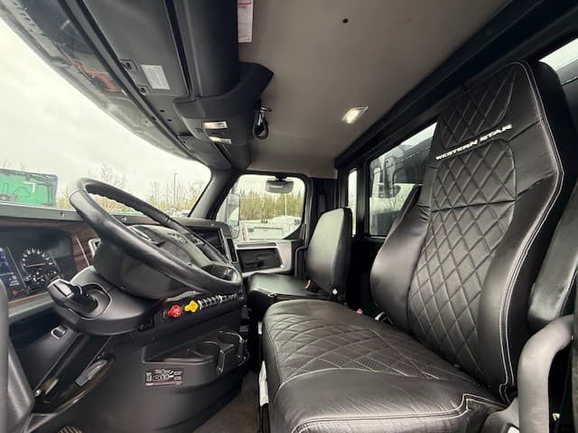 2023 Western Star 49X in Pacific, WA — photo 8