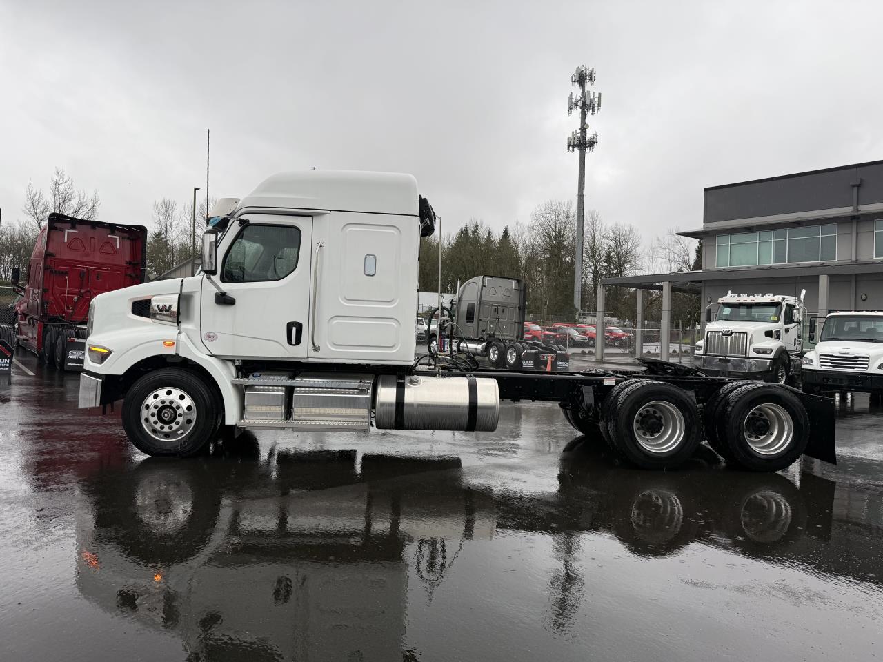 2024 Western Star 47X in Spokane, WA — photo 4