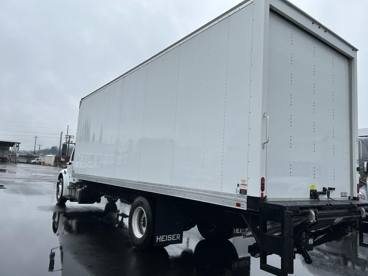2025 Freightliner M2 106 in Spokane, WA — photo 2