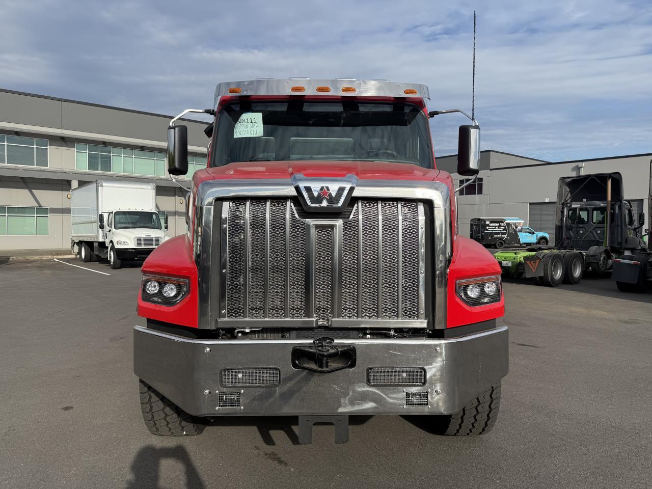2025 Western Star 49X in Coburg, OR — photo 2