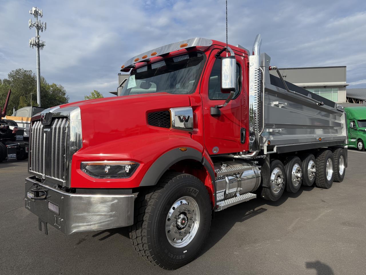 2025 Western Star 49X in Coburg, OR — photo 3