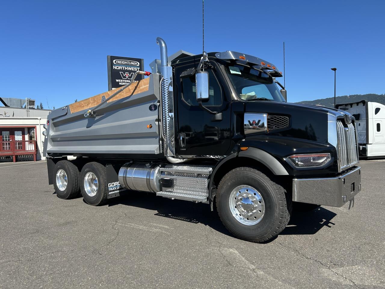2024 Western Star 47X in Anchorage, AK — photo 2