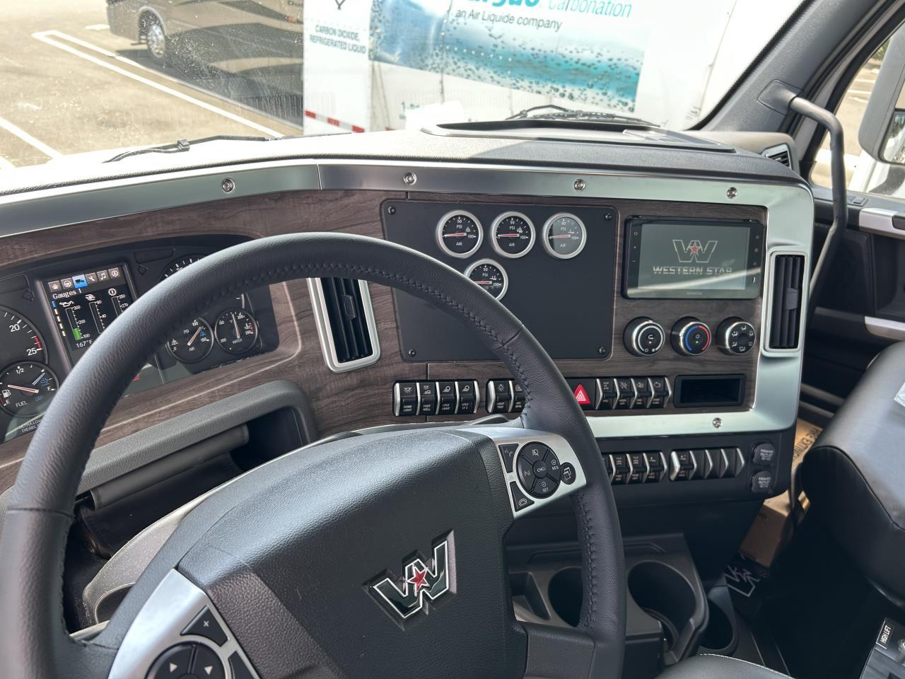 2026 Western Star 47X in Mount Vernon, WA — photo 8