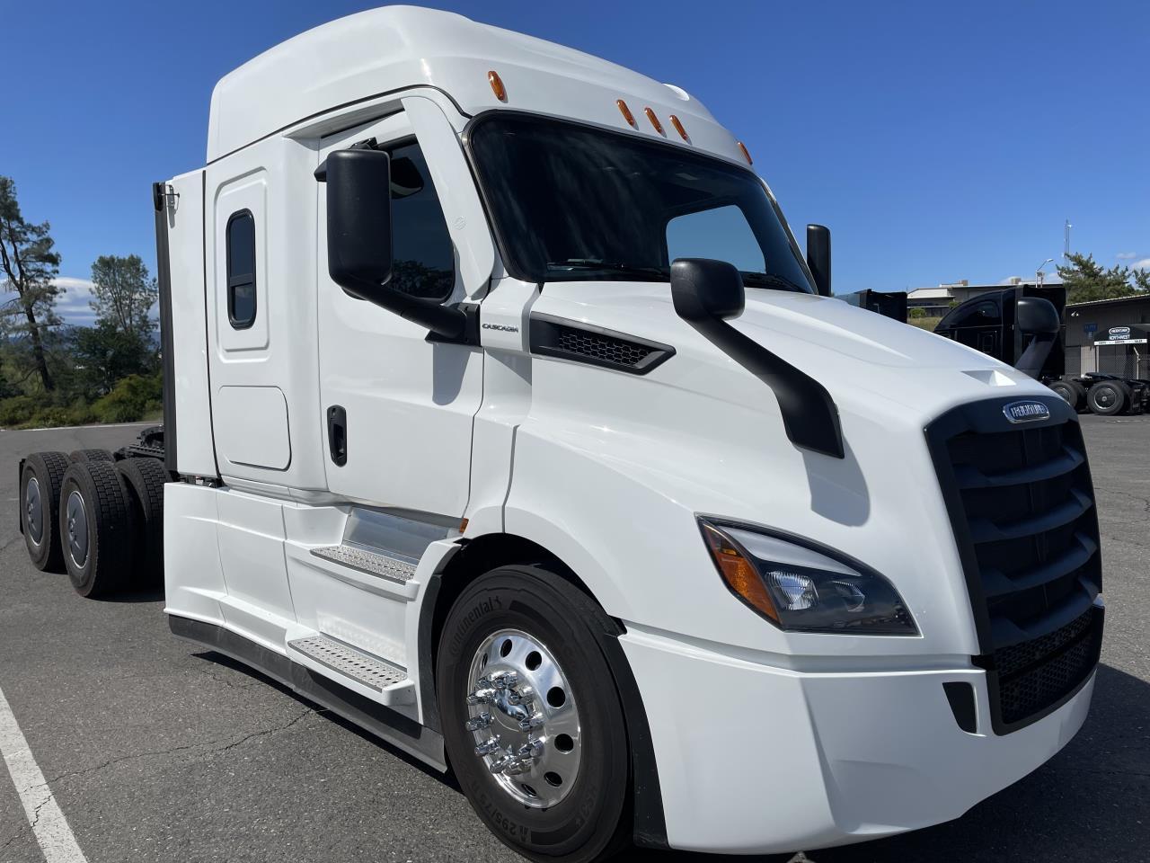 2026 Freightliner Cascadia