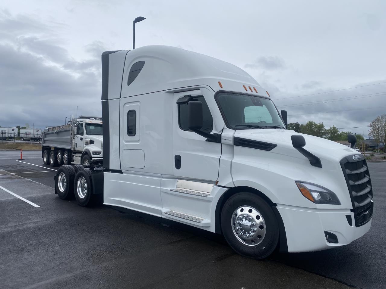 2027 Freightliner Cascadia