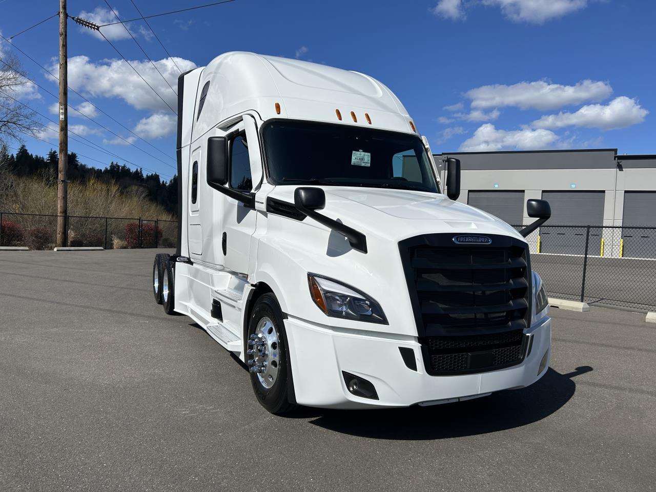 2027 Freightliner Cascadia