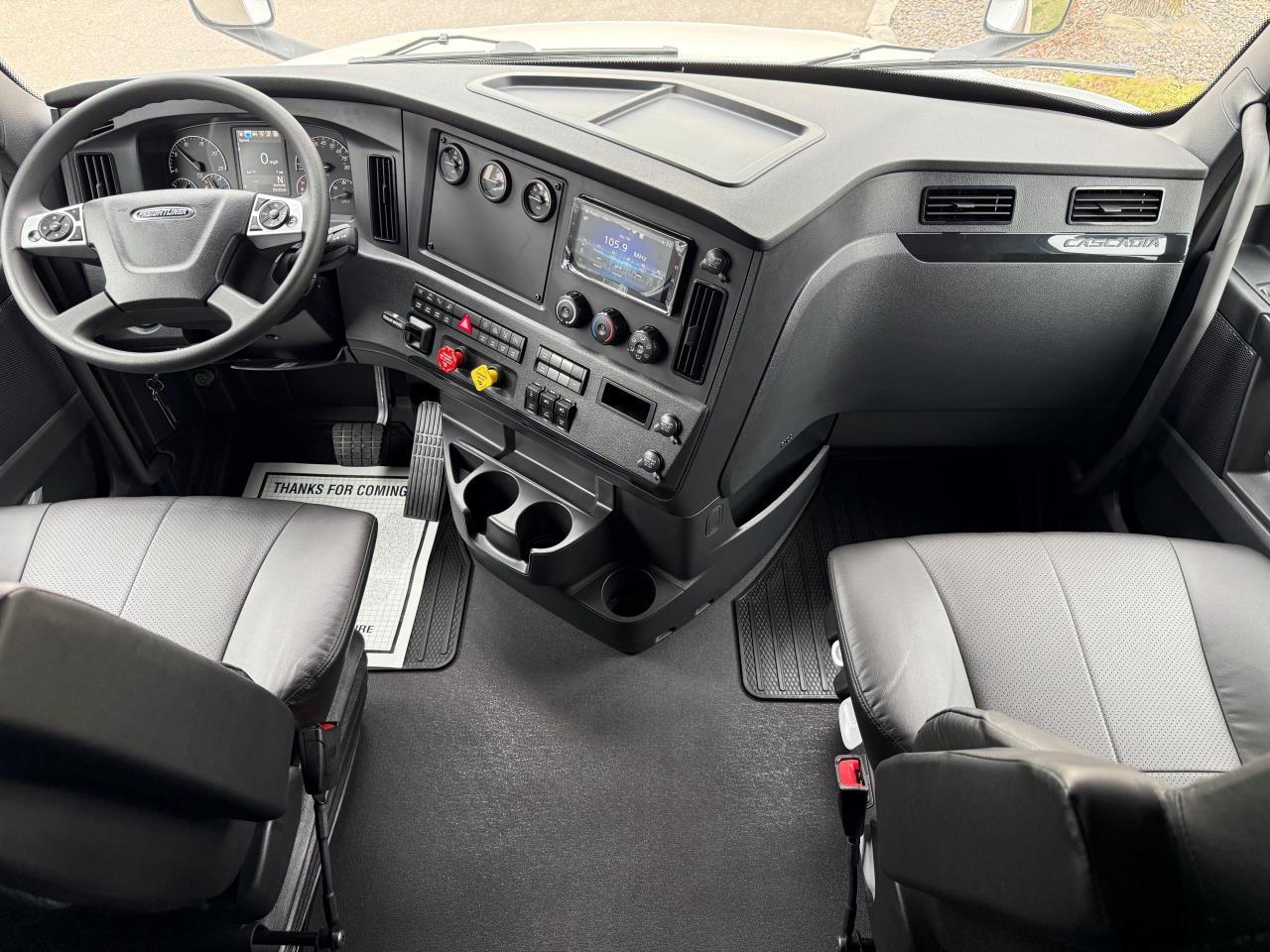 2027 Freightliner Cascadia in Nampa, ID — photo 10