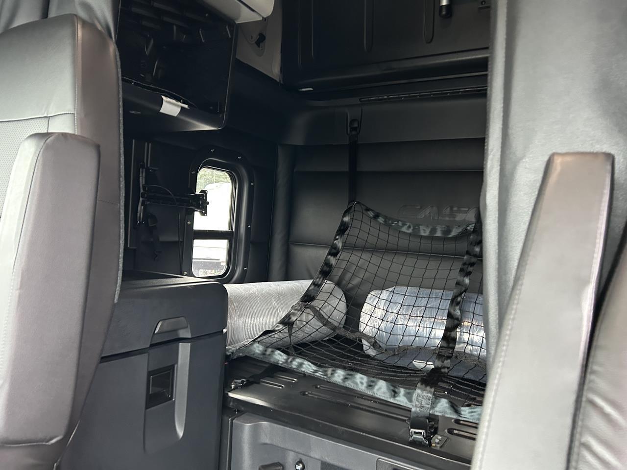 2027 Freightliner Cascadia in Pacific, WA — photo 8