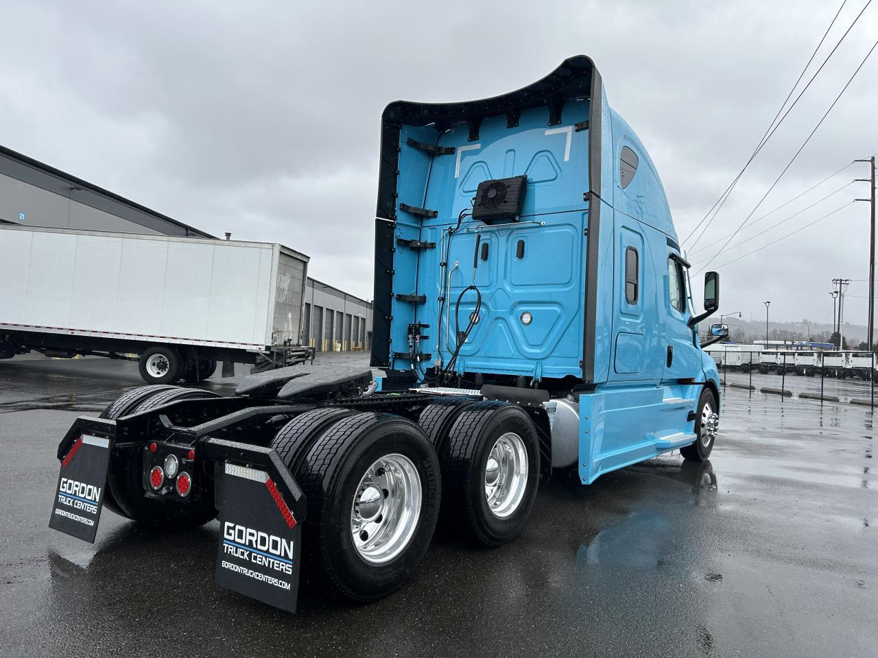 2027 Freightliner in Pacific, WA — photo 4